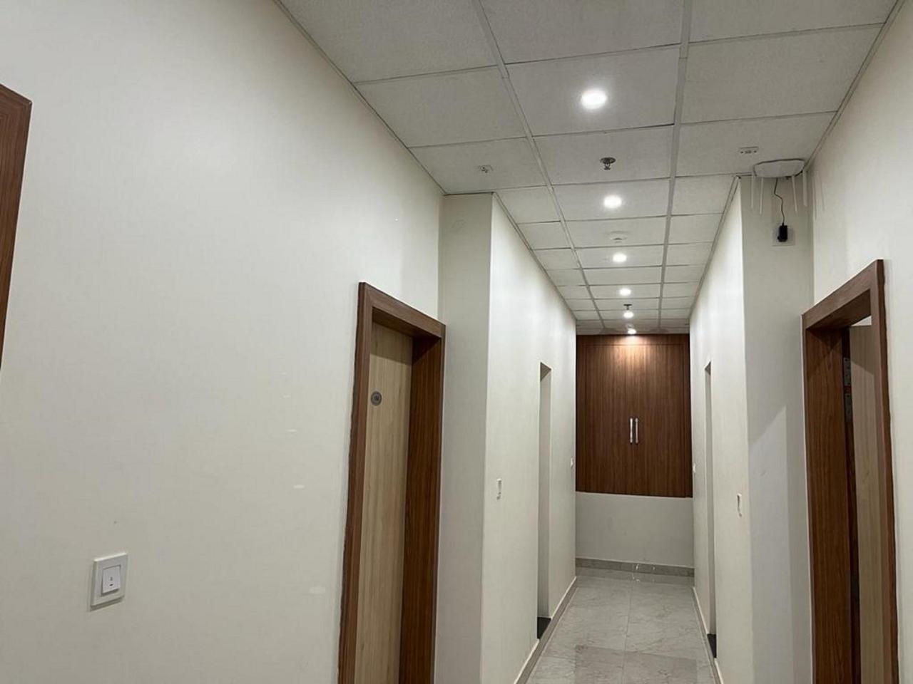 Hotel Satsang Grand Varanasi Luaran gambar