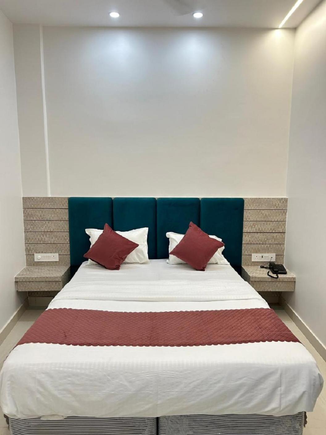 Hotel Satsang Grand Varanasi Luaran gambar